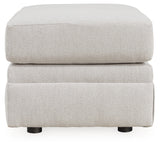 Maitelynn Ottoman
