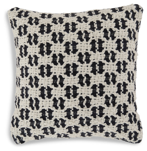 Bealer Pillow (Set of 4)