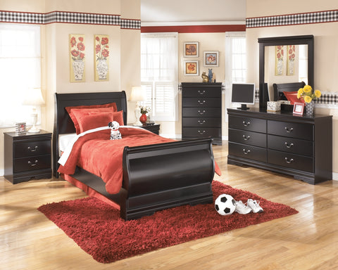 Huey Vineyard Twin Sleigh Bed with Mirrored Dresser, Chest and Nightstand
