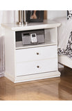 Bostwick Shoals Queen Panel Bed with Mirrored Dresser