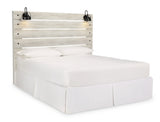 Cambeck King Panel Headboard Bed with Mirrored Dresser