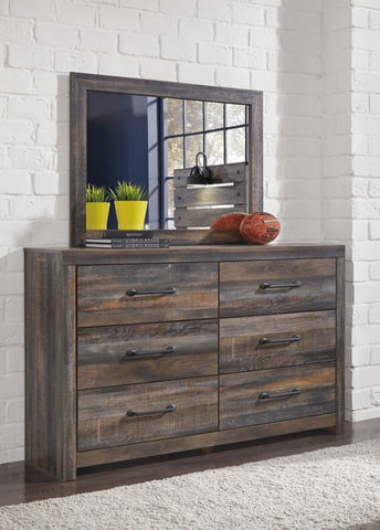 Drystan King Panel Headboard Bed with Mirrored Dresser and 2 Nightstands