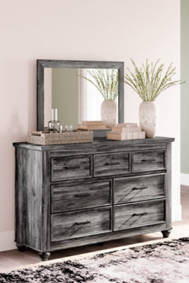 Thyven Dresser and Mirror