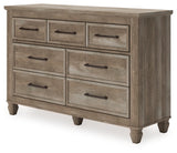 Yarbeck Dresser