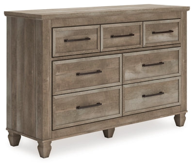 Yarbeck Dresser