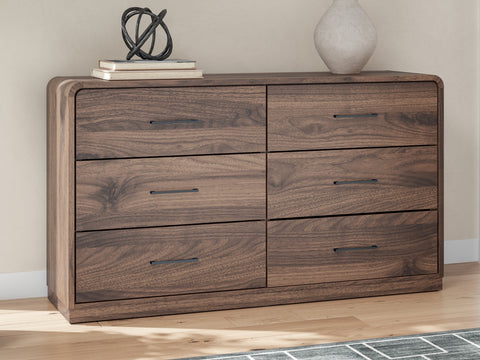 Hollinaze Dresser
