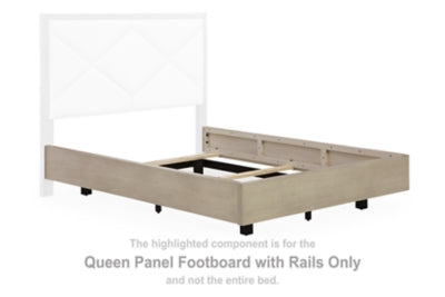 Wendora Queen Panel Footboard with Rails