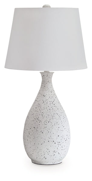 Wyattford Metal Table Lamp (1/CN)