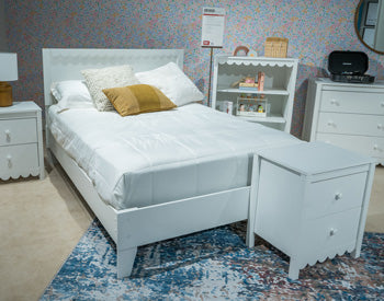 Hallityn Full Platform Bed