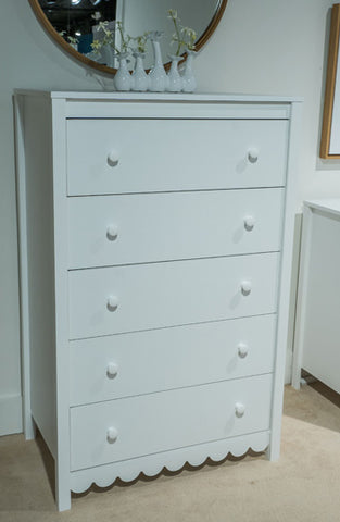 Hallityn Chest of Drawers