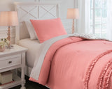 Avaleigh Twin Comforter Set