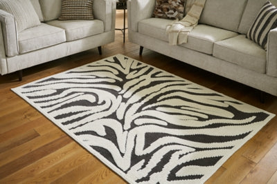 Thomwith 4'11 x 7'2 Rug