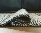 Kurtmen Large Rug