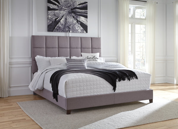 Dolante Queen Upholstered Bed with Mattress