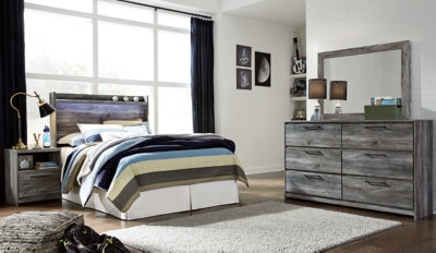 Baystorm Full Panel Headboard with Mirrored Dresser and Nightstand